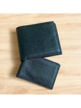 Coach Compact ID Wallet in Crossgrain Leather # F59112